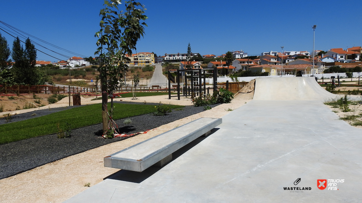 São Pedro da Cadeira skatepark